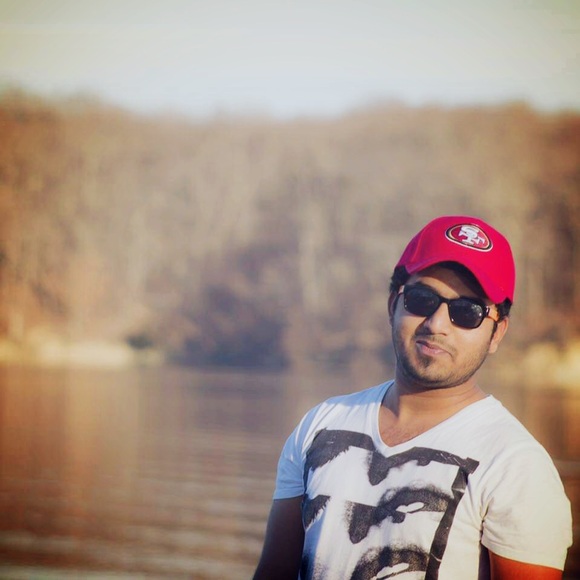 Meet your Posher, Dinesh - Picture 1 of 1